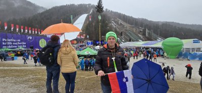 Odlično vzdušje, da se ti kar naježi koza ob navijanju.