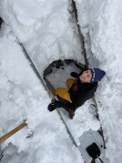 Uzivanje ob rekordnih daljavh , še pred tem pa veliko dela kot prostovoljc v Planici.