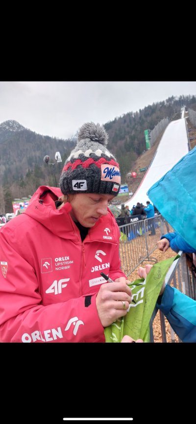 Slikanje s smučarskimi skakalci