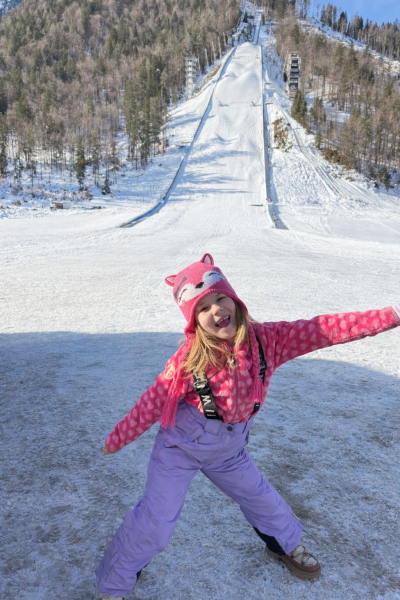 Hčerin prvi obisk Planice in navdušenje na njenem obrazu ❤️